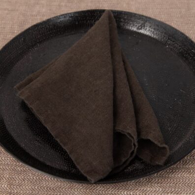 GAMMA tummanruskea pellava lautasliina pestystä kankaasta