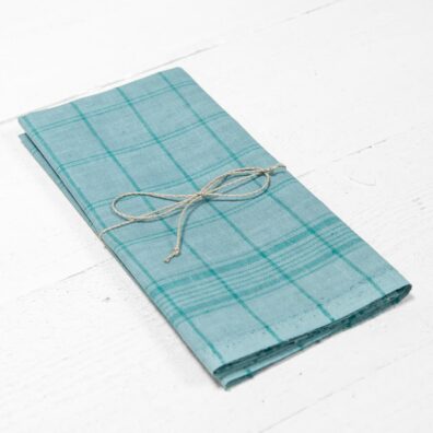 pellava keittiöpyyhe sinivihreillä ruuduilla