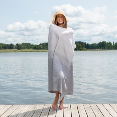 Pellava puuvillaa harmaa rantapyyhe, erikoispesty kangas - ihoystävällinen, pehmeä ja hellävarainen