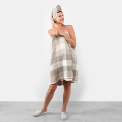 Ruudullinen hiekanvärinen puuvillainen pellavapyyhe