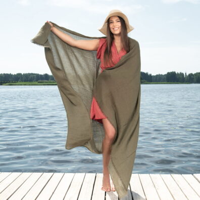 Pellavanvihreä rantapyyhe