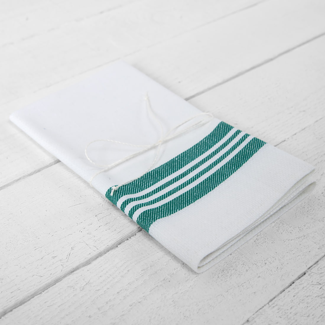 pellava puuvillainen keittiöpyyhe, valkoinen vihreillä twill-raidoilla