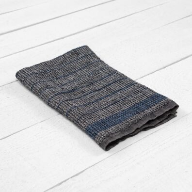 pellava keittiöpyyhe, valkoinen ja musta vohveli sinisillä raidoilla