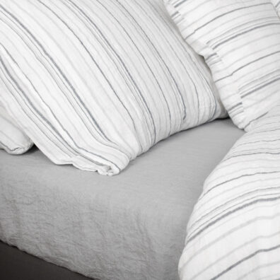 ALASKA vaaleanharmaa pellavainen lakana / muotoonommeltu lakana