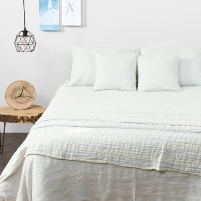 ALEGRO puolipellavainen vuodevaatteet sinertävän valkoinen