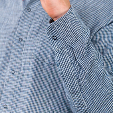 LONGO pellava miesten paita sininen kent-kaulus, pitkät hihat, kiinnitys painonapeilla, rintatasku vasemmalla