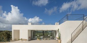Villa in Cala Murada - Neubau Designervillen mit herrlichen Panoramablicken, teils bis zum Meer (Thumbnail 1)