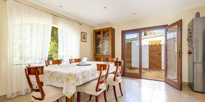 Villa in Palmanova - Schönes Haus mit traumhaftem Garten und Pool (Thumbnail 6)