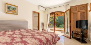 Villa in Palmanova - Schönes Haus mit traumhaftem Garten und Pool (Thumbnail 8)