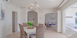 Villa in Cala Pi - Anwesen mit Ferienvermietlizenz in erster Meereslinie (Thumbnail 8)