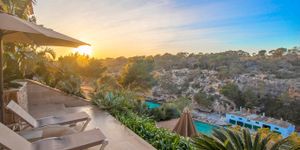Villa in Cala Pi - Doppelhaushälfte mit Ferienvermietlizenz (Thumbnail 1)