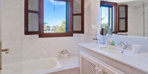 Villa in Cala Pi - Doppelhaushälfte mit Ferienvermietlizenz (Thumbnail 9)