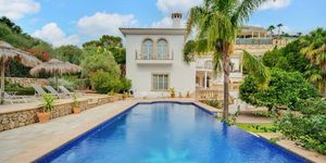 Villa in Son Vida - Luxusanwesen in begehrter Lage (Thumbnail 1)