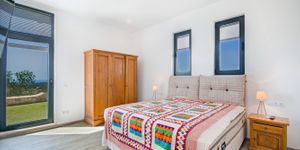 Finca in Son Macia - Exclusive Country House with Pool and Sea Views (Thumbnail 9)