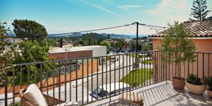 Modern new-build residence with sea views in Capdepera (Thumbnail 5)