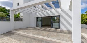 Villa in Puig de Ros - neue Doppelhaushälfte nahe der Küste (Thumbnail 2)