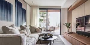 Exclusive new-build apartment with private pool in Cala Mayor (Thumbnail 2)