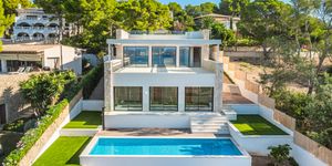 Villa in Portals Nous - Neubau Luxusvilla mit Meerblick in privilegierter Lage (Thumbnail 1)