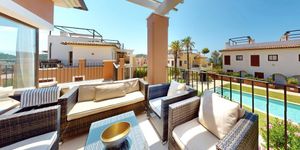 Terraced house in Camp de Mar - Mediterranean residence close to the sea (Thumbnail 1)