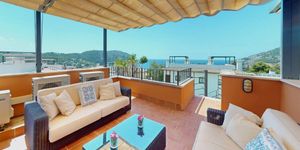 Terraced house in Camp de Mar - Mediterranean residence close to the sea (Thumbnail 3)