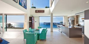 Villa in Port Andratx - Luxuriöses Architekten-Anwesen mit Meerblick (Thumbnail 3)