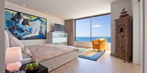 Villa in Port Andratx - Luxuriöses Architekten-Anwesen mit Meerblick (Thumbnail 8)