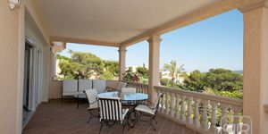 Villa in Nova Santa Ponsa - Mediterranes Anwesen in exklusiver Wohnlage (Thumbnail 9)