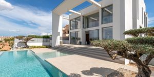 Sensational new villa above Port Adriano for sale (Thumbnail 10)