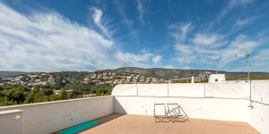 Exclusive penthouse for sale in Bendinat (Thumbnail 1)