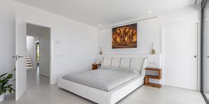 Designer Neubau Villa mit Blick in die Bucht von Palma (Thumbnail 6)