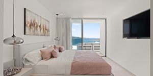 Villa in Cala Vinyas - Luxusanwesen in erster Meereslinie und Meerzugang (Thumbnail 10)