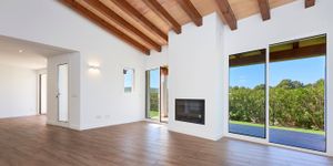 Modern golf chalet with private pool in Santa Ponsa (Thumbnail 6)