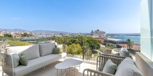 Duplex penthouse with sea views and private rooftop pool in Palma (Thumbnail 4)