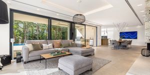 Exkluzivní vila s bazénem v Santa Ponsa (Thumbnail 6)