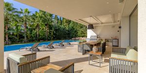 Villa in Santa Ponsa - Exklusives Anwesen mit Pool und Garten (Thumbnail 5)