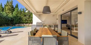 Exkluzivní vila s bazénem v Santa Ponsa (Thumbnail 5)