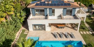 Villa in Santa Ponsa - Exklusives Anwesen mit Pool und Garten (Thumbnail 2)