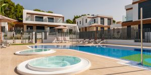 Dvojdomek v Cala Ratjada - Novostavba v blízkosti pláže (Thumbnail 1)