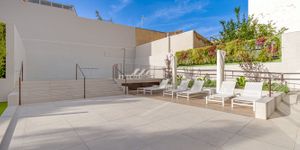 Apartment with pool near Santa Catalaina Palma de Mallorca (Thumbnail 10)