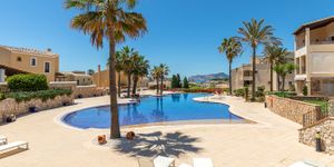 Reihenhaus in Santa Ponsa - Modernes Haus mit Pool in erster Meereslinie (Thumbnail 1)