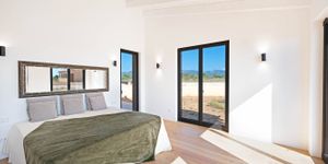 Exclusive new-build finca with pool in Santa Maria (Thumbnail 8)