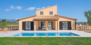 Exclusive new-build finca with pool in Santa Maria (Thumbnail 1)