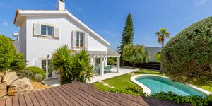 Villa in Santa Ponsa - Spacious house with room for the whole family, pool and separate guest flat (Thumbnail 3)