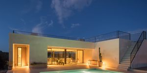 Newly built Mediterranean villas with pool in Cala Murada (Thumbnail 1)