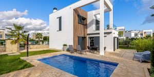 Modern house for sale in Cala Murada (Thumbnail 10)