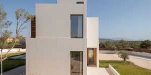 Villa in Son Gual - Neubau Anwesen mit Blick in die Bucht von Palma (Thumbnail 10)