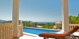 Charming villa with panoramic sea view (Thumbnail 3)