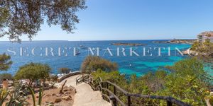 Modern, newly built property with pool in Cala Vinyas (Thumbnail 1)
