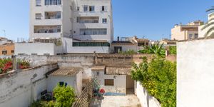 Wohnung in Palma - Immobilie zum Renovieren in zentraler Lage (Thumbnail 7)