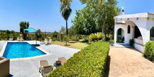 Country house with panoramic views (Thumbnail 2)